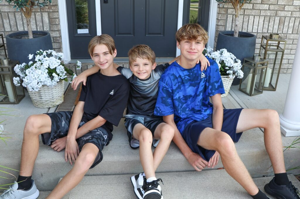 Can Boys Fashion Be Stylish Without Sacrificing Comfort