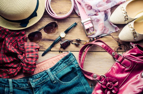 Do Girls Fashion Accessories Add to Their Overall Look