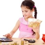 How to Choose Trendy Accessories for Kids in Summer: Top Picks