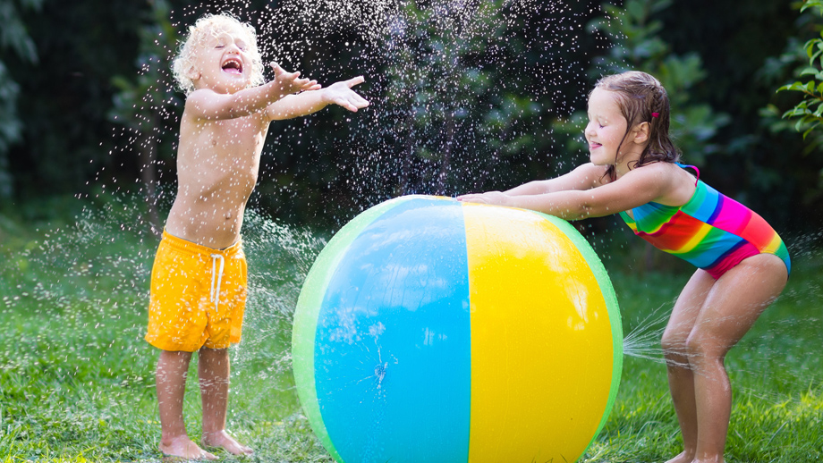 How to Dress Kids for Summer Playdates