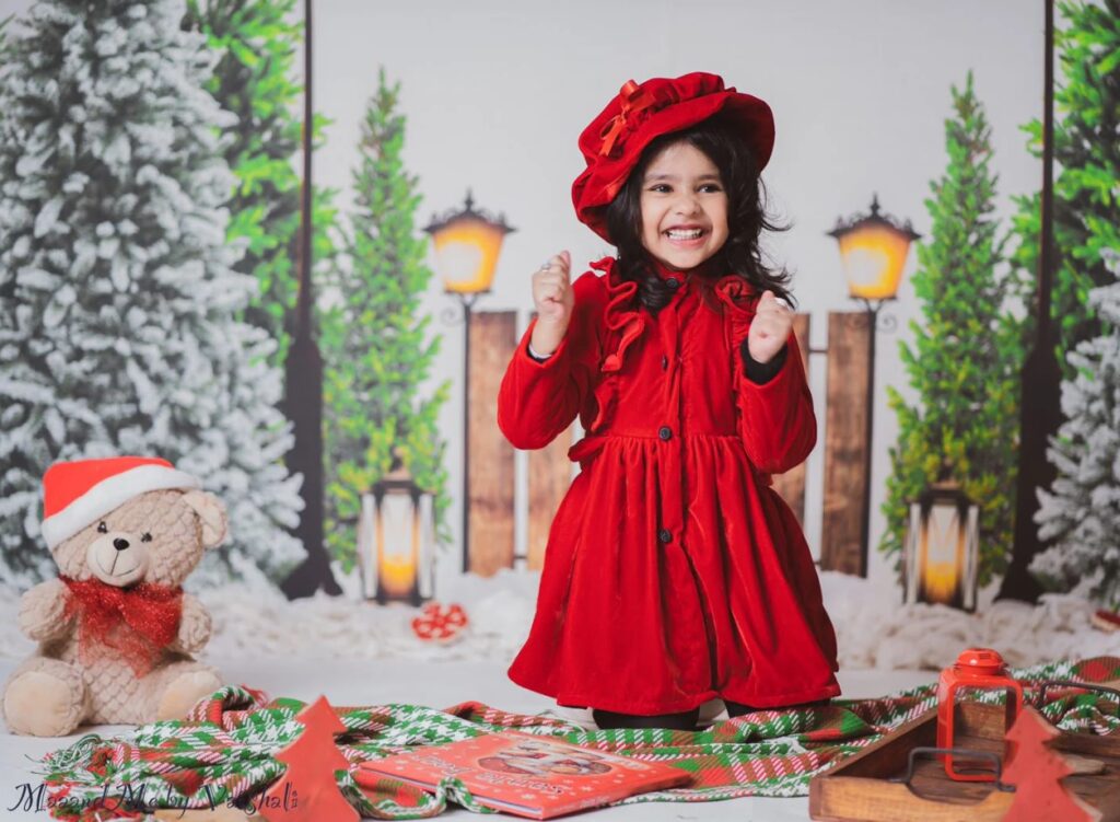 How to Dress Kids for Winter Holiday Events