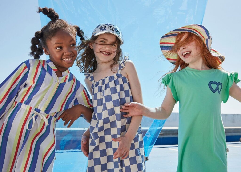 How to Find Fashionable Kids Clothing for Weekend Outings 1