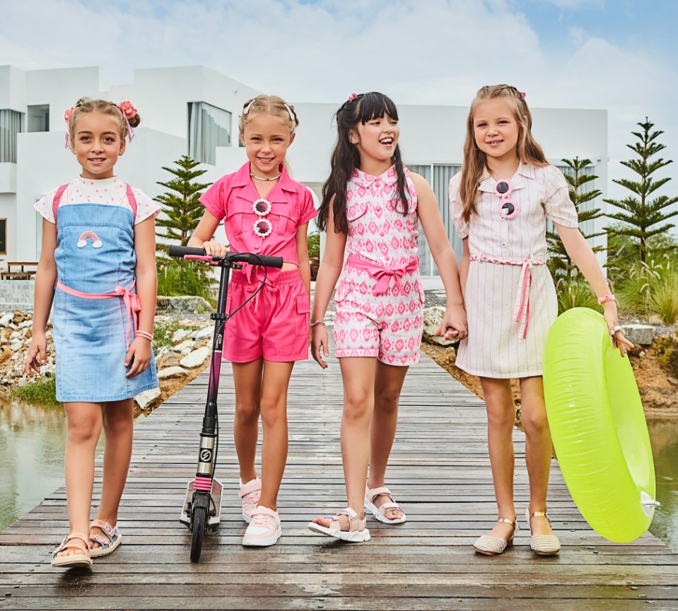 How to Find Fashionable Kids Clothing for Weekend Outings