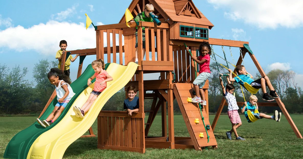 How to Find Fashionable Outfits for Kids Outdoor Play