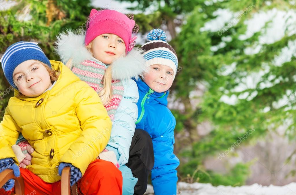 How to Pick Stylish And Warm Kids Scarves