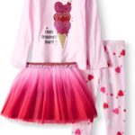 How to Dress Girls for a Fall Birthday Party: Chic Tips