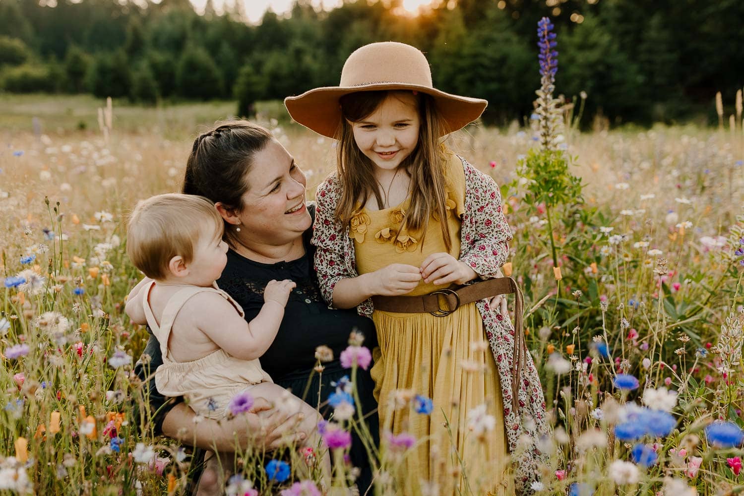 How to Dress Kids for a Spring Family Outing