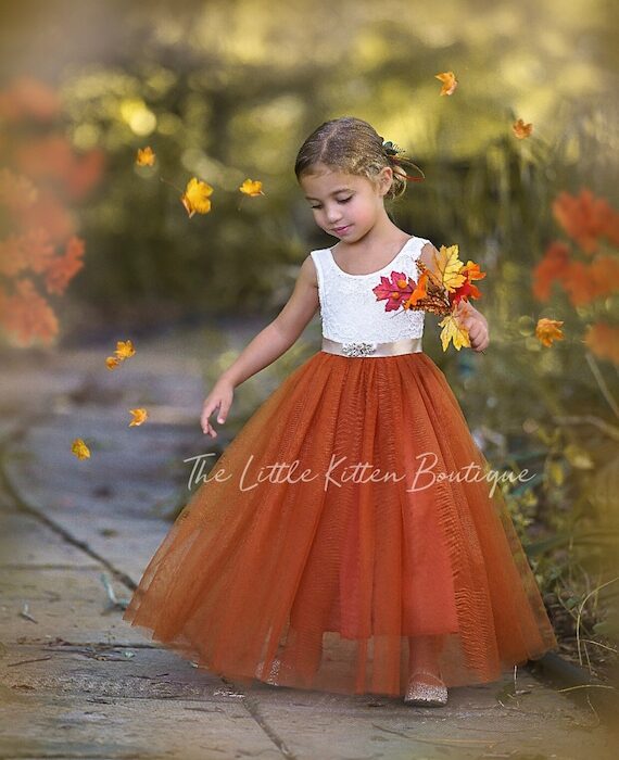 Lace Flower Girl Dresses: Elegant Styles for Special Occasions