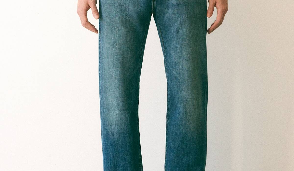 Classic Style: Boys Dark Blue Straight Fit Jeans for Every Occasion