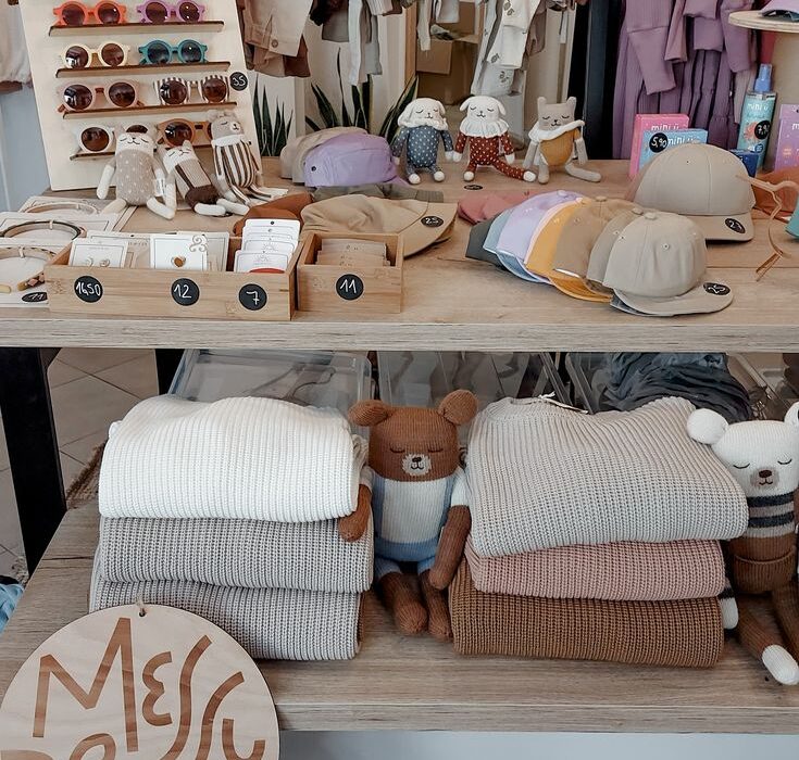 How to Shop for Boutique Clothes for Kids That Stand Out