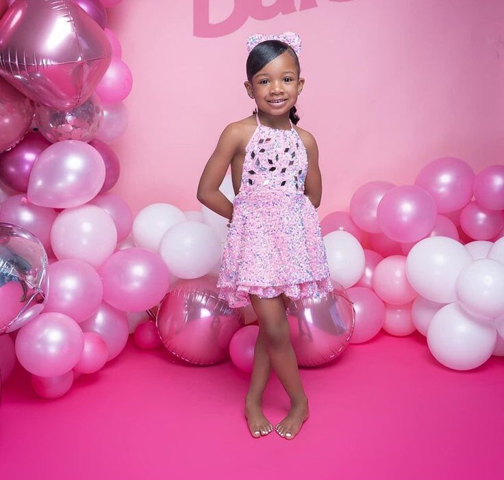 Kids Photo Shoot Theme And Outfit Ideas