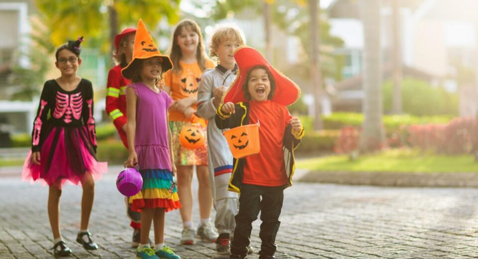 Tips On Dressing Your Kids Up For The Holidays