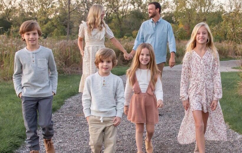 Trendy Or Classic Kids Fashion Tips For Family Vacations